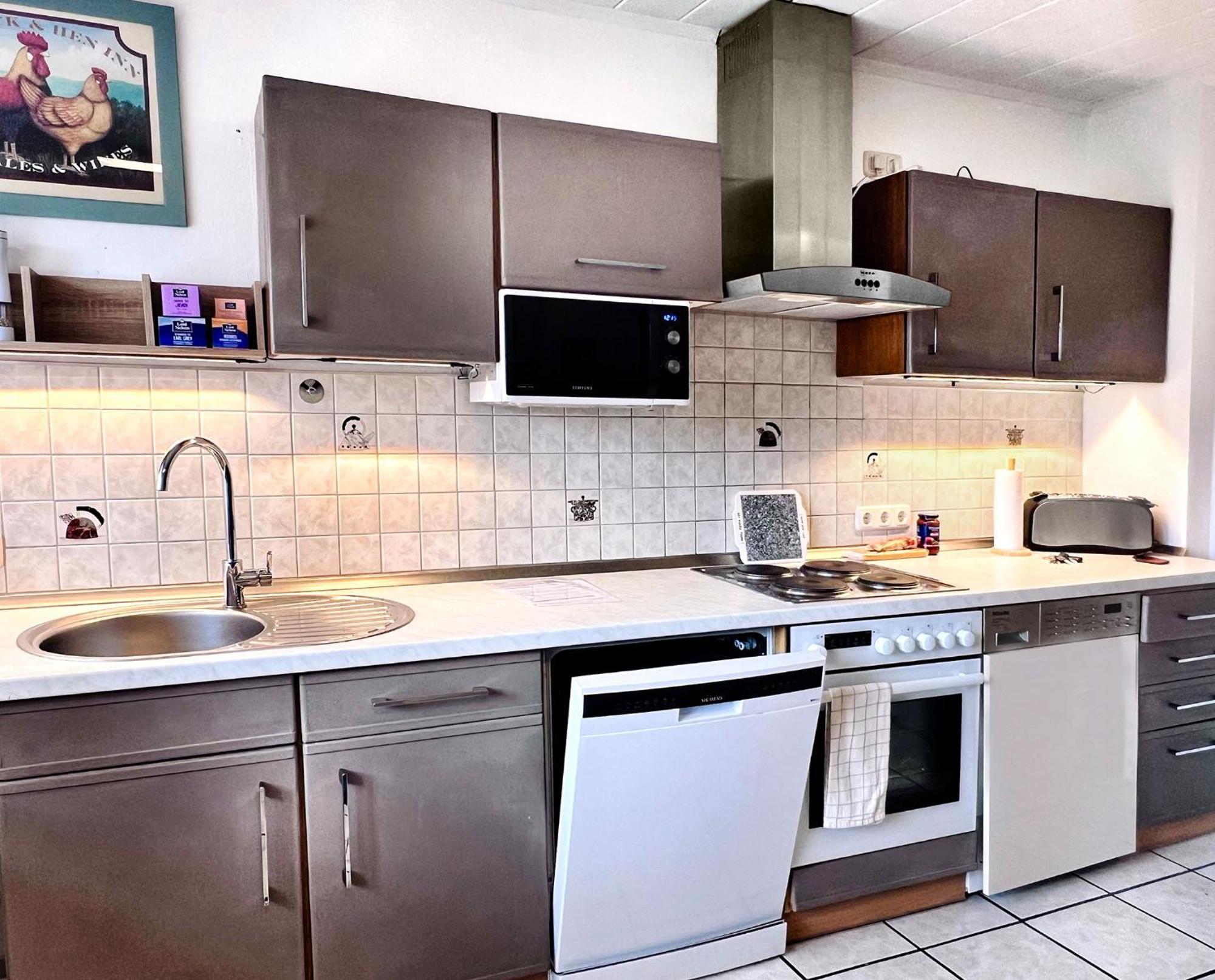 Ferienwohnung Goodtimes Hausen Uber Aar Exterior photo